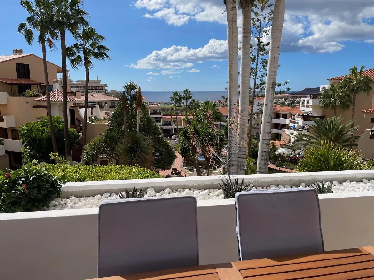 Breathtaking Ocean View, Adult And Kids Pools & Fiber Wi-Fi Apartment San Miguel de Abona